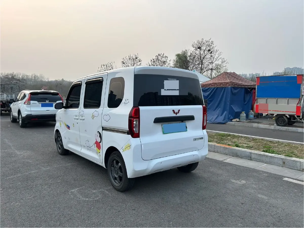 2025 WuLing ZhiGuang BEV 17.7KWH,autocango,china used car exporter,china ev exporter,chinese used car exporter,chinese used ev exporter