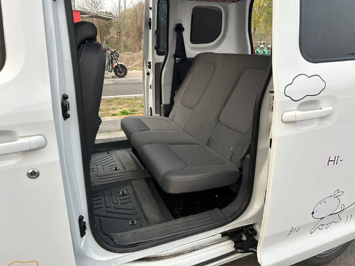 2025 WuLing ZhiGuang BEV 17.7KWH,autocango,china used car exporter,china ev exporter,chinese used car exporter,chinese used ev exporter