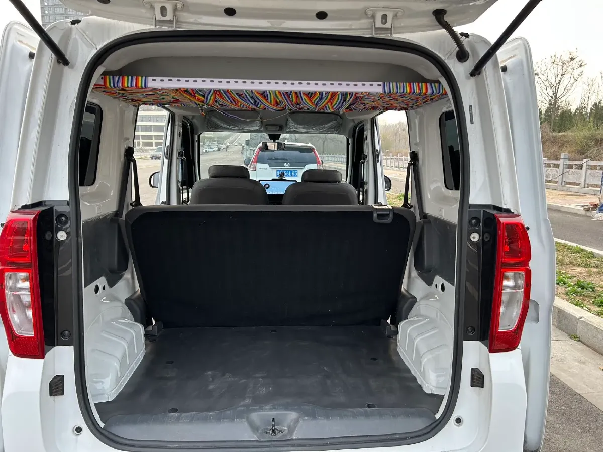 2025 WuLing ZhiGuang BEV 17.7KWH,autocango,china used car exporter,china ev exporter,chinese used car exporter,chinese used ev exporter