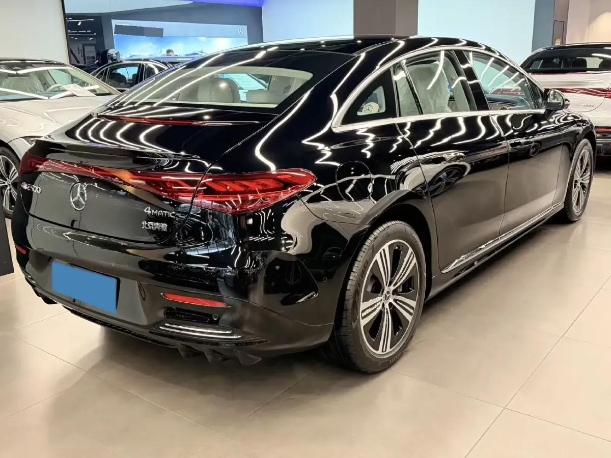 2025 Mercedes-Benz EQE Class BEV 96.1KWH,autocango,china used car exporter,china ev exporter,chinese used car exporter,chinese used ev exporter