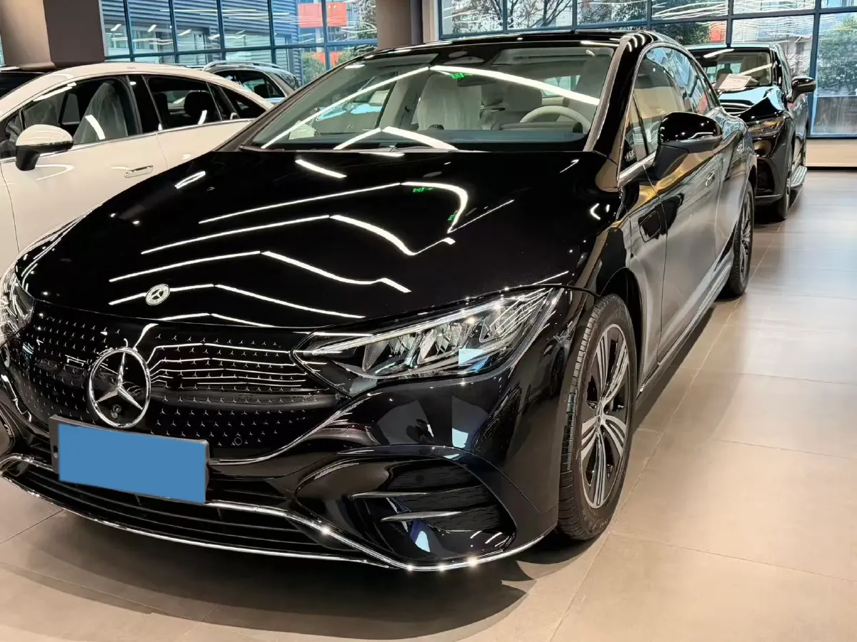 2025 Mercedes-Benz EQE Class BEV 96.1KWH,autocango,china used car exporter,china ev exporter,chinese used car exporter,chinese used ev exporter