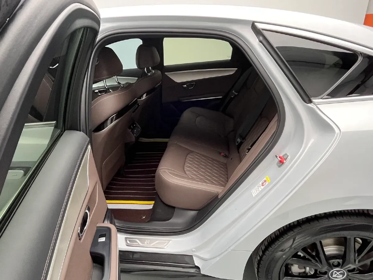 2025 BYD Han 1.5T 156HP L4 E-CVT PHEV,autocango,china used car exporter,china ev exporter,chinese used car exporter,chinese used ev exporter