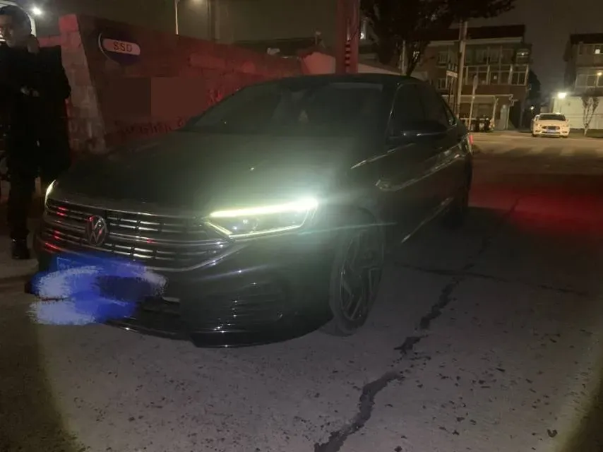 2023 Volkswagen Sagitar 1.5T 160HP L4 7DCT,autocango,china used car exporter,china ev exporter,chinese used car exporter,chinese used ev exporter