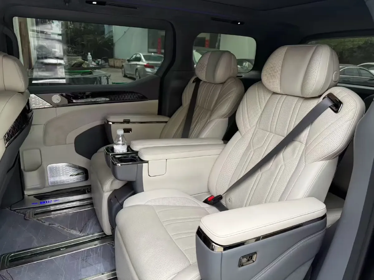 2022 Zeekr 009 BEV 116KWH,autocango,china used car exporter,china ev exporter,chinese used car exporter,chinese used ev exporter