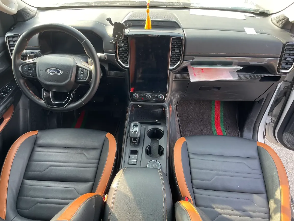 2023 Ford Ranger 2.3T 186HP L4 8AT,autocango,china used car exporter,china ev exporter,chinese used car exporter,chinese used ev exporter