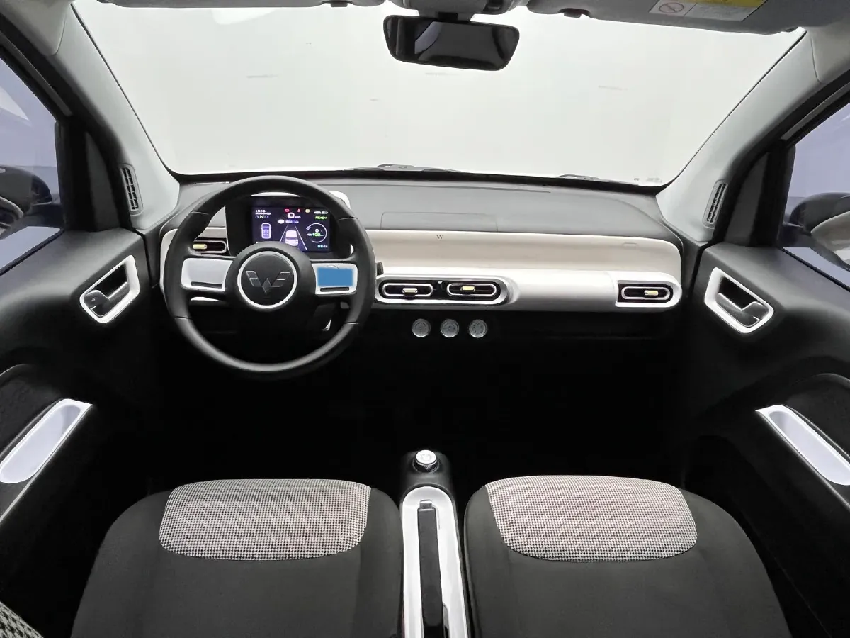 2024 WuLing HongGuang MINI EV BEV 17.3KWH,autocango,china used car exporter,china ev exporter,chinese used car exporter,chinese used ev exporter