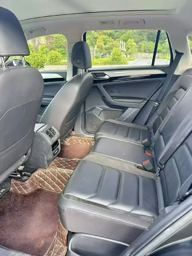 2020 Volkswagen Tayron 2.0T 186HP L4 7DCT,autocango,china used car exporter,china ev exporter,chinese used car exporter,chinese used ev exporter