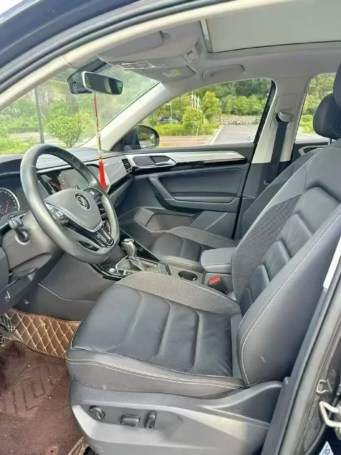 2020 Volkswagen Tayron 2.0T 186HP L4 7DCT,autocango,china used car exporter,china ev exporter,chinese used car exporter,chinese used ev exporter