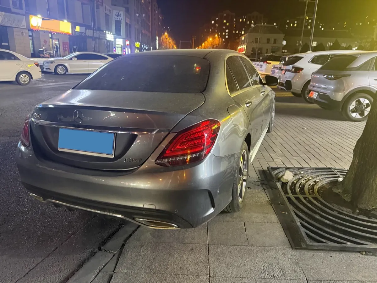 2020 Mercedes-Benz C Class 1.5T 184HP L4 9AT,autocango,china used car exporter,china ev exporter,chinese used car exporter,chinese used ev exporter