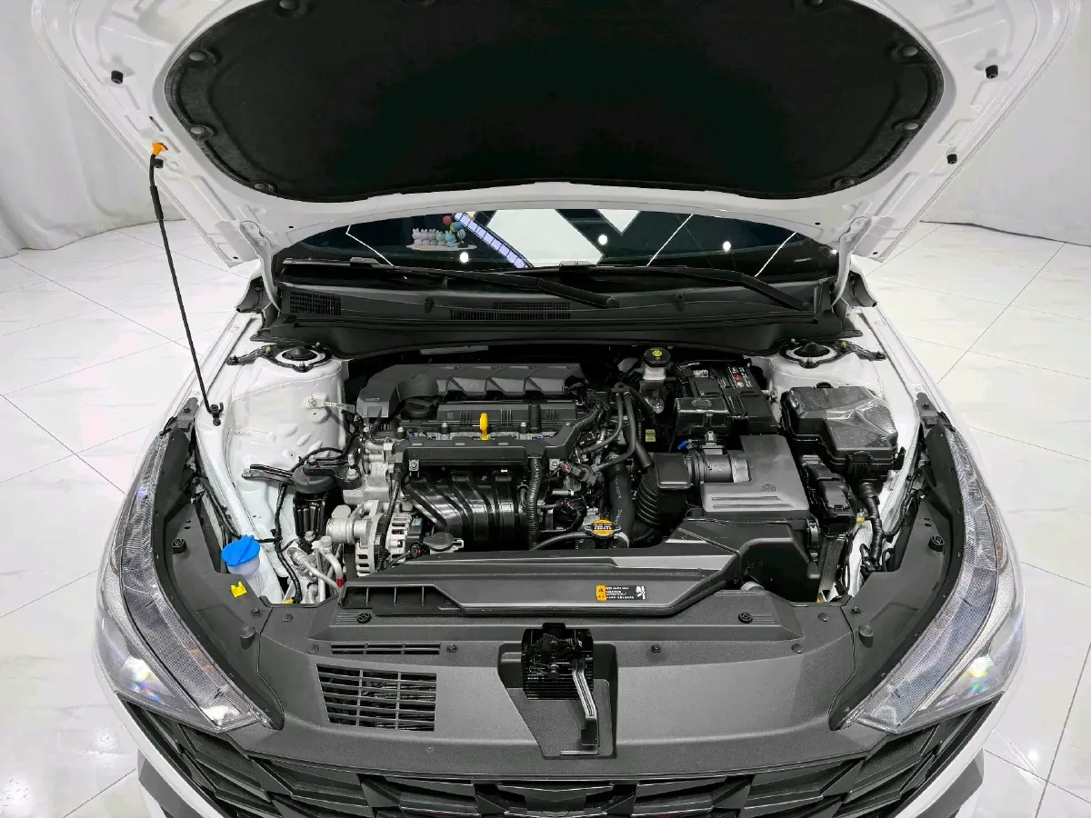 2022 Hyundai Elantra 1.5L 115HP L4 CVT,autocango,china used car exporter,china ev exporter,chinese used car exporter,chinese used ev exporter