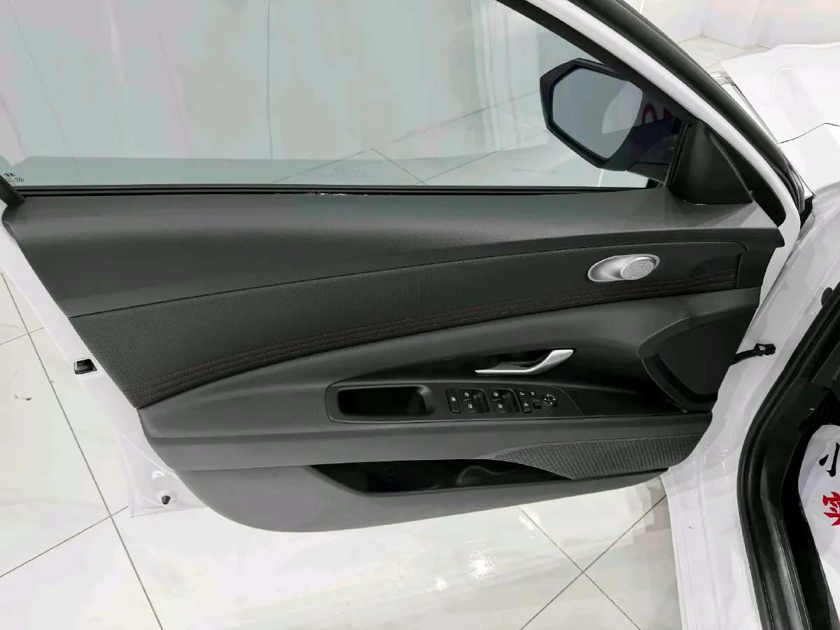 2022 Hyundai Elantra 1.5L 115HP L4 CVT,autocango,china used car exporter,china ev exporter,chinese used car exporter,chinese used ev exporter