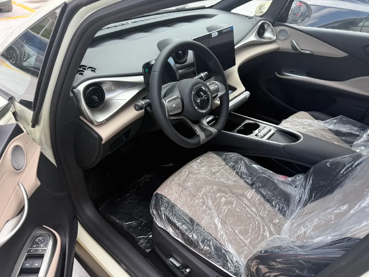 2025 BYD Dolphin BEV 44.928KWH,autocango,china used car exporter,china ev exporter,chinese used car exporter,chinese used ev exporter