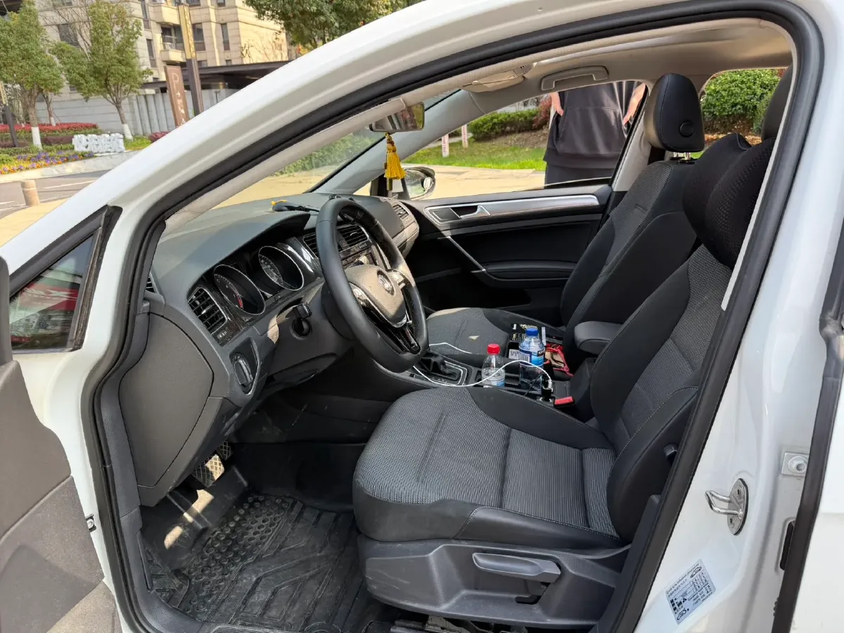 2019 Volkswagen Golf 1.4T 150HP L4 7DCT,autocango,china used car exporter,china ev exporter,chinese used car exporter,chinese used ev exporter