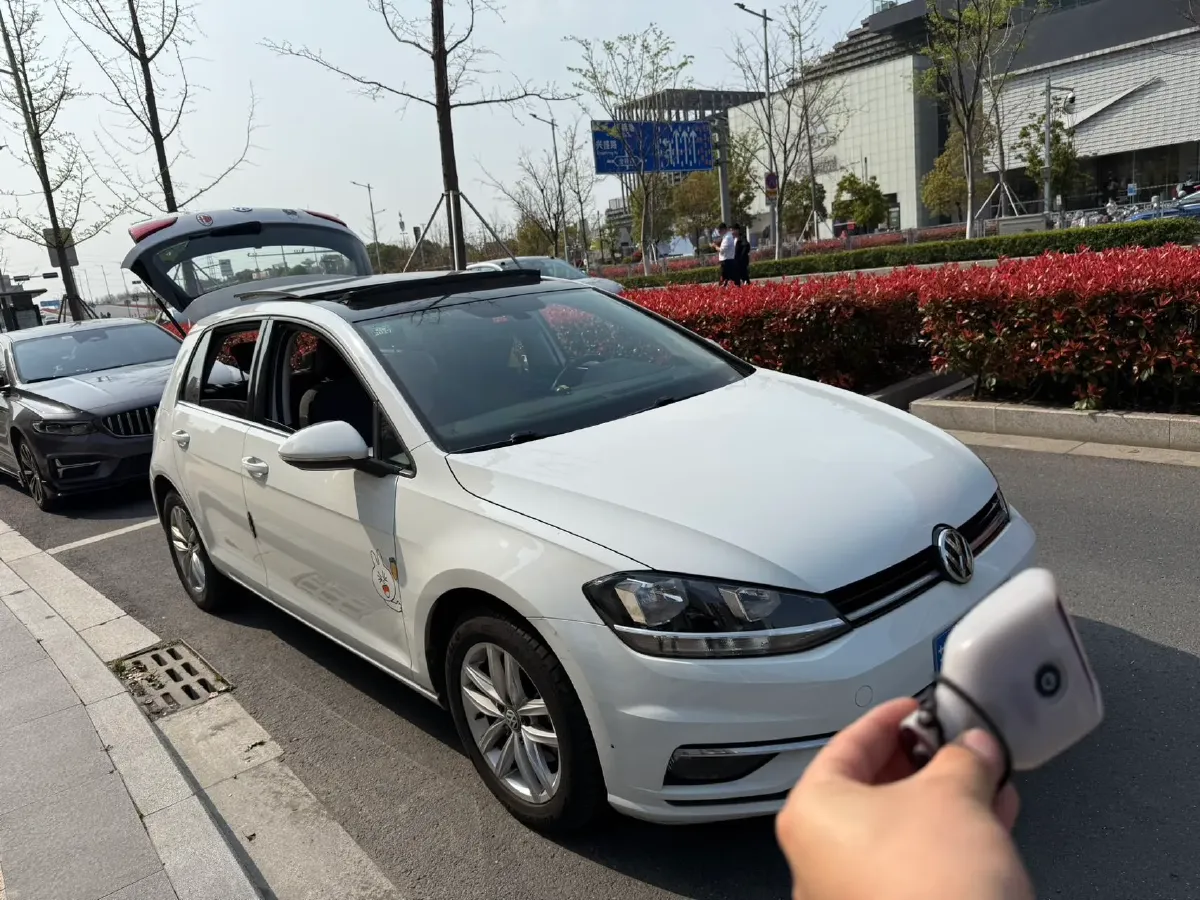 2019 Volkswagen Golf 1.4T 150HP L4 7DCT,autocango,china used car exporter,china ev exporter,chinese used car exporter,chinese used ev exporter