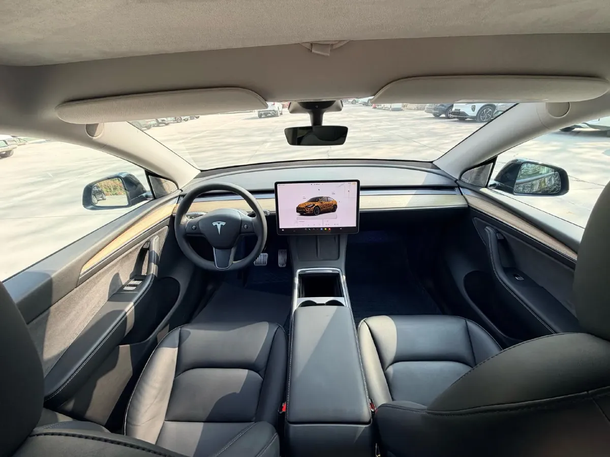 2022 Tesla Model Y BEV 60KWH,autocango,china used car exporter,china ev exporter,chinese used car exporter,chinese used ev exporter