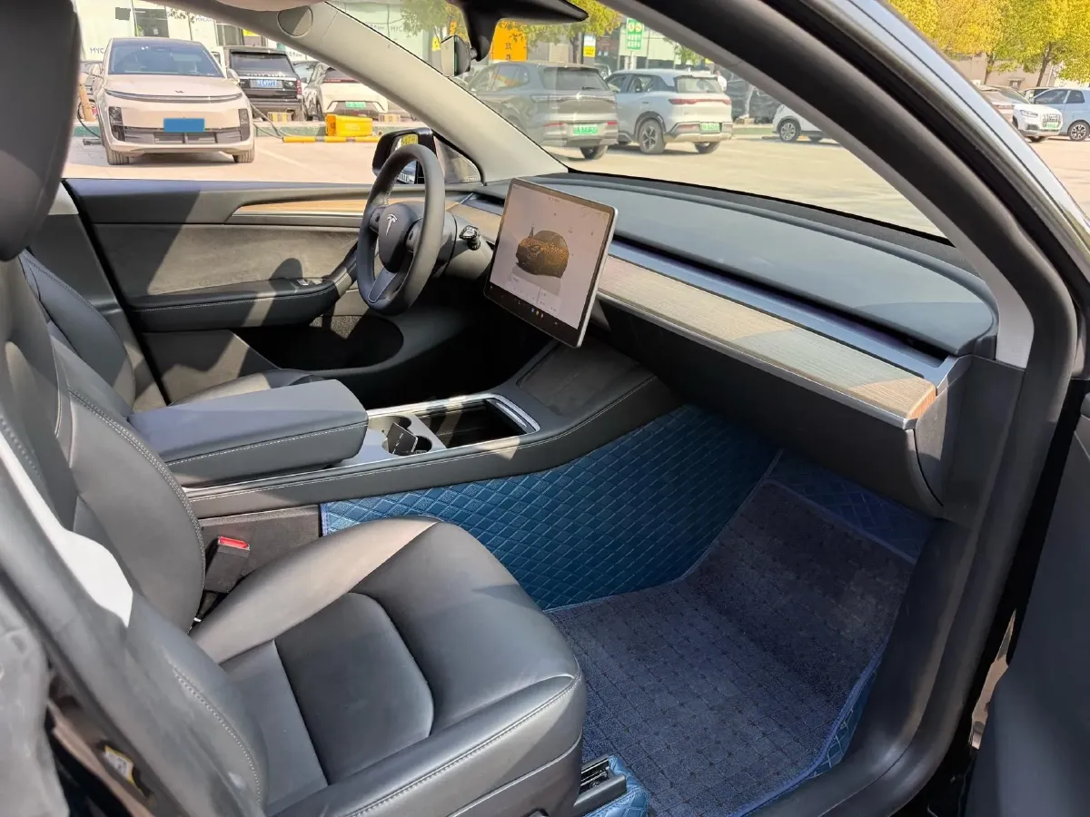 2022 Tesla Model Y BEV 60KWH,autocango,china used car exporter,china ev exporter,chinese used car exporter,chinese used ev exporter