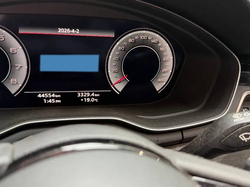 2022 Audi A4L 2.0T 190HP L4 7DCT,autocango,china used car exporter,china ev exporter,chinese used car exporter,chinese used ev exporter