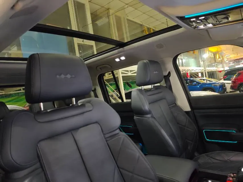 2023 FangChengBao Bao 5 1.5T 194HP L4 E-CVT PHEV 31.8KWH,autocango,china used car exporter,china ev exporter,chinese used car exporter,chinese used ev exporter