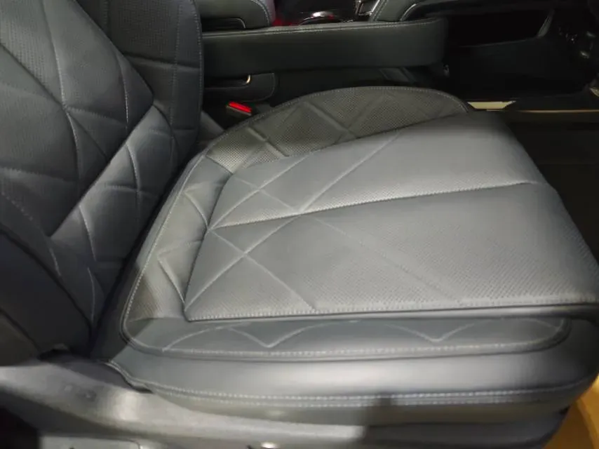 2023 FangChengBao Bao 5 1.5T 194HP L4 E-CVT PHEV 31.8KWH,autocango,china used car exporter,china ev exporter,chinese used car exporter,chinese used ev exporter