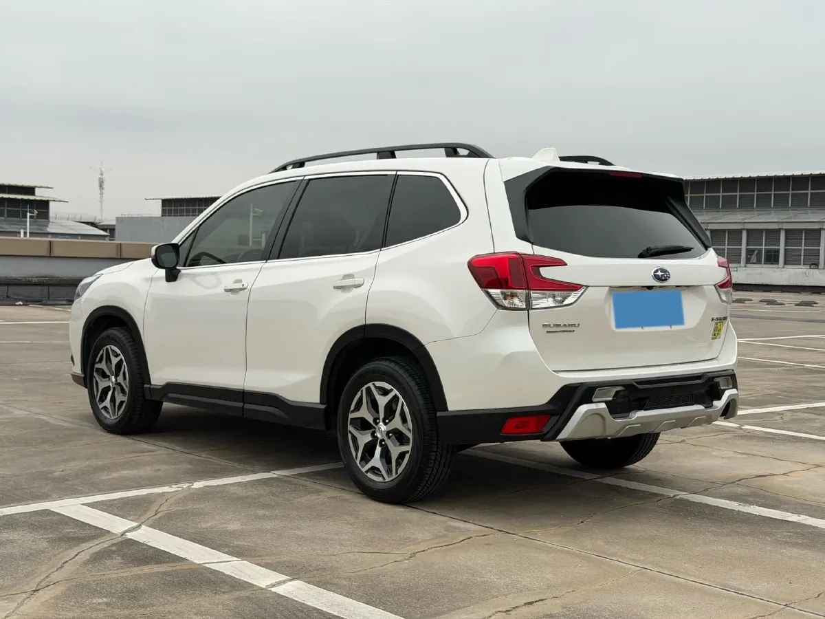 2022 Subaru Forester 2.0L 154HP H4 CVT,autocango,china used car exporter,china ev exporter,chinese used car exporter,chinese used ev exporter