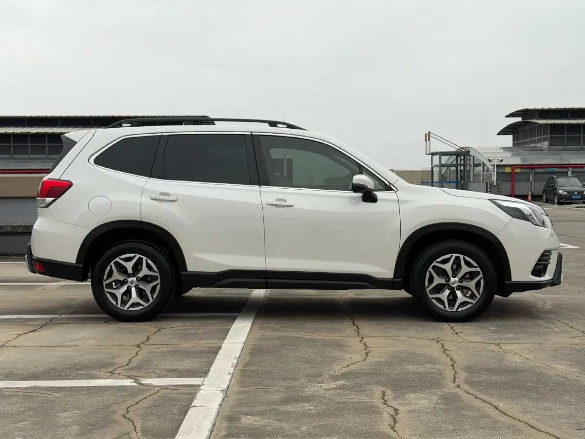 2022 Subaru Forester 2.0L 154HP H4 CVT,autocango,china used car exporter,china ev exporter,chinese used car exporter,chinese used ev exporter