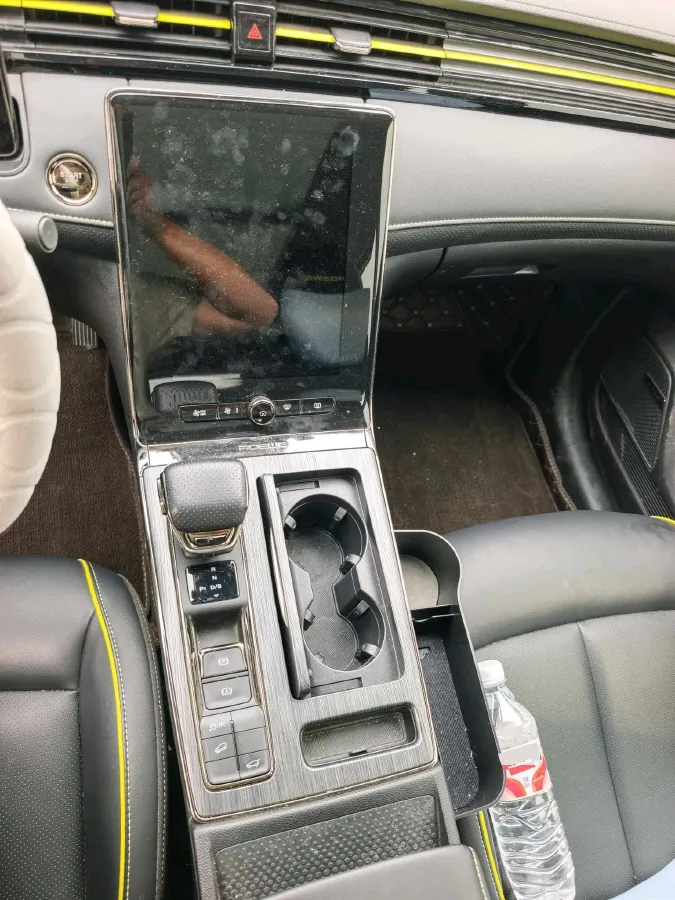 2021 Roewe RX5 1.5T 181HP L4 7DCT,autocango,china used car exporter,china ev exporter,chinese used car exporter,chinese used ev exporter