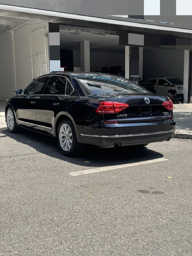 2017 Volkswagen Passat 1.8T 180HP L4 7DCT,autocango,china used car exporter,china ev exporter,chinese used car exporter,chinese used ev exporter