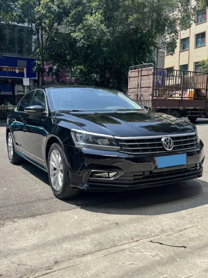 2017 Volkswagen Passat 1.8T 180HP L4 7DCT,autocango,china used car exporter,china ev exporter,chinese used car exporter,chinese used ev exporter
