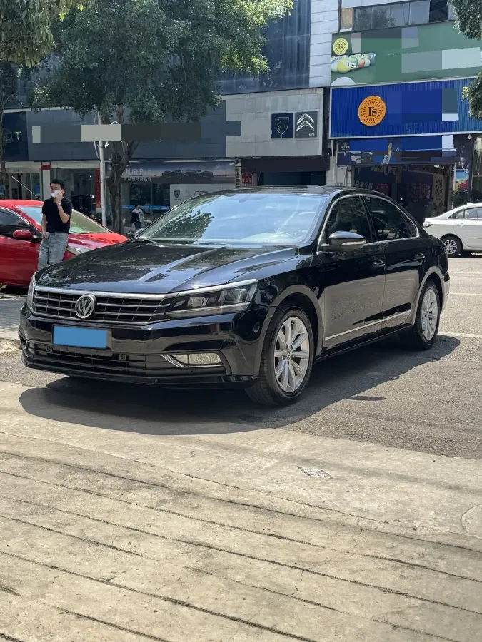 2017 Volkswagen Passat 1.8T 180HP L4 7DCT,autocango,china used car exporter,china ev exporter,chinese used car exporter,chinese used ev exporter