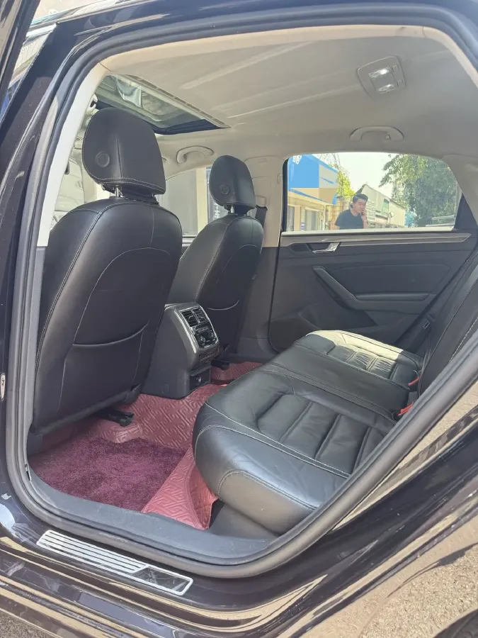 2017 Volkswagen Passat 1.8T 180HP L4 7DCT,autocango,china used car exporter,china ev exporter,chinese used car exporter,chinese used ev exporter