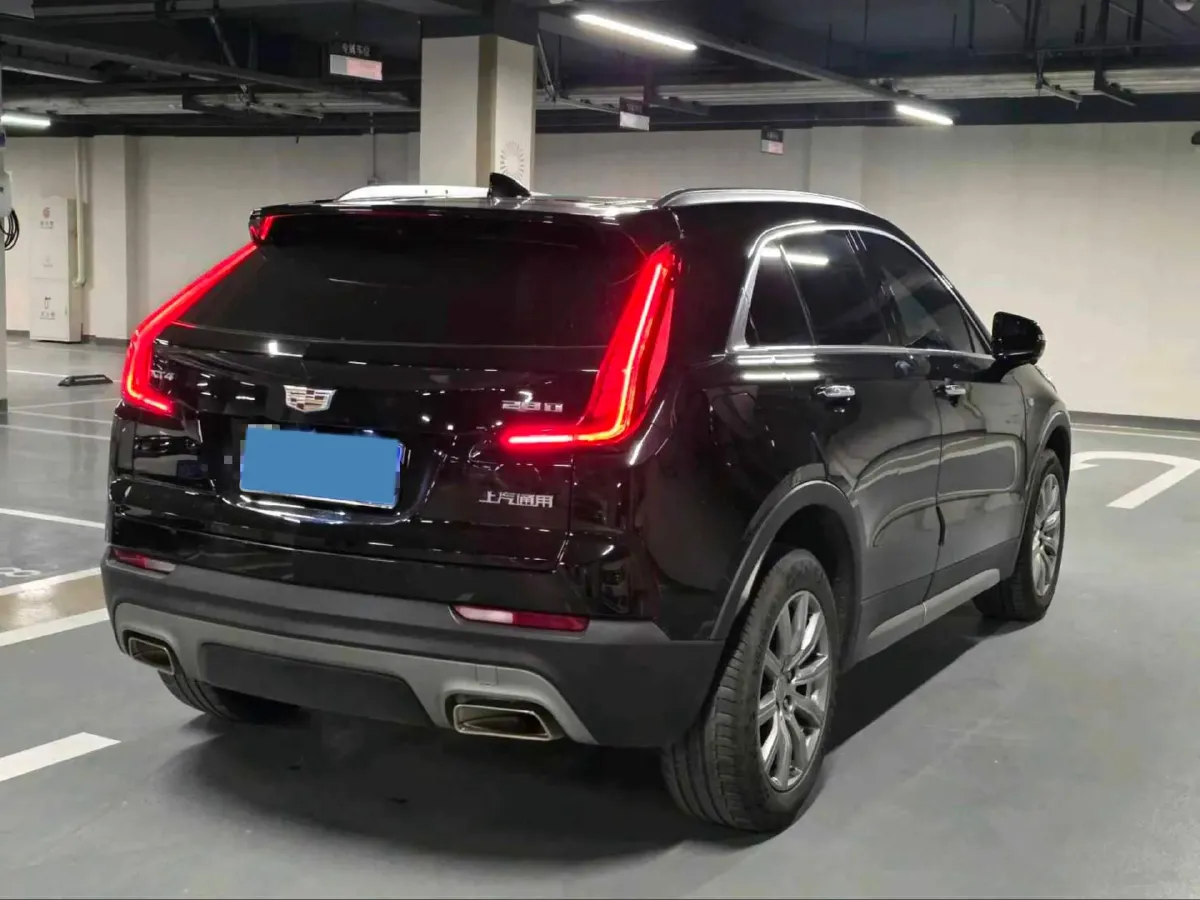 2021 Cadillac XT4 2.0T 237HP L4 9AT,autocango,china used car exporter,china ev exporter,chinese used car exporter,chinese used ev exporter