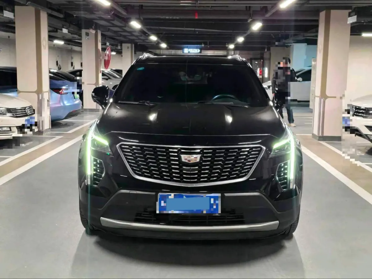 2021 Cadillac XT4 2.0T 237HP L4 9AT,autocango,china used car exporter,china ev exporter,chinese used car exporter,chinese used ev exporter