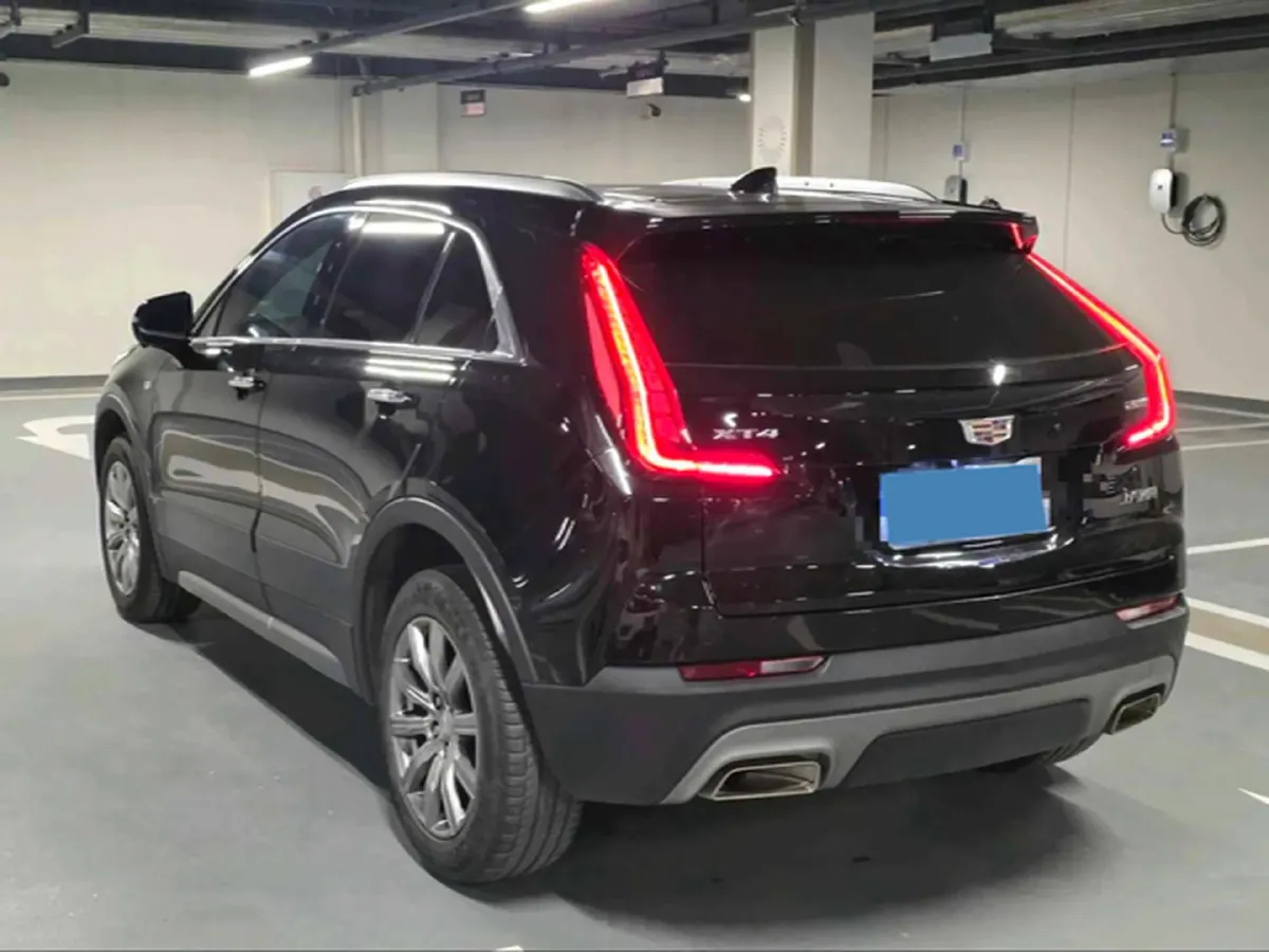 2021 Cadillac XT4 2.0T 237HP L4 9AT,autocango,china used car exporter,china ev exporter,chinese used car exporter,chinese used ev exporter