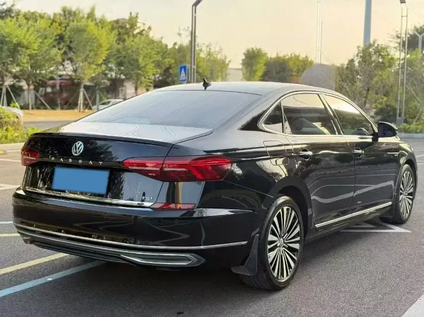 2019 Volvo V40 1.5T 152HP L4 6AT,autocango,china used car exporter,china ev exporter,chinese used car exporter,chinese used ev exporter