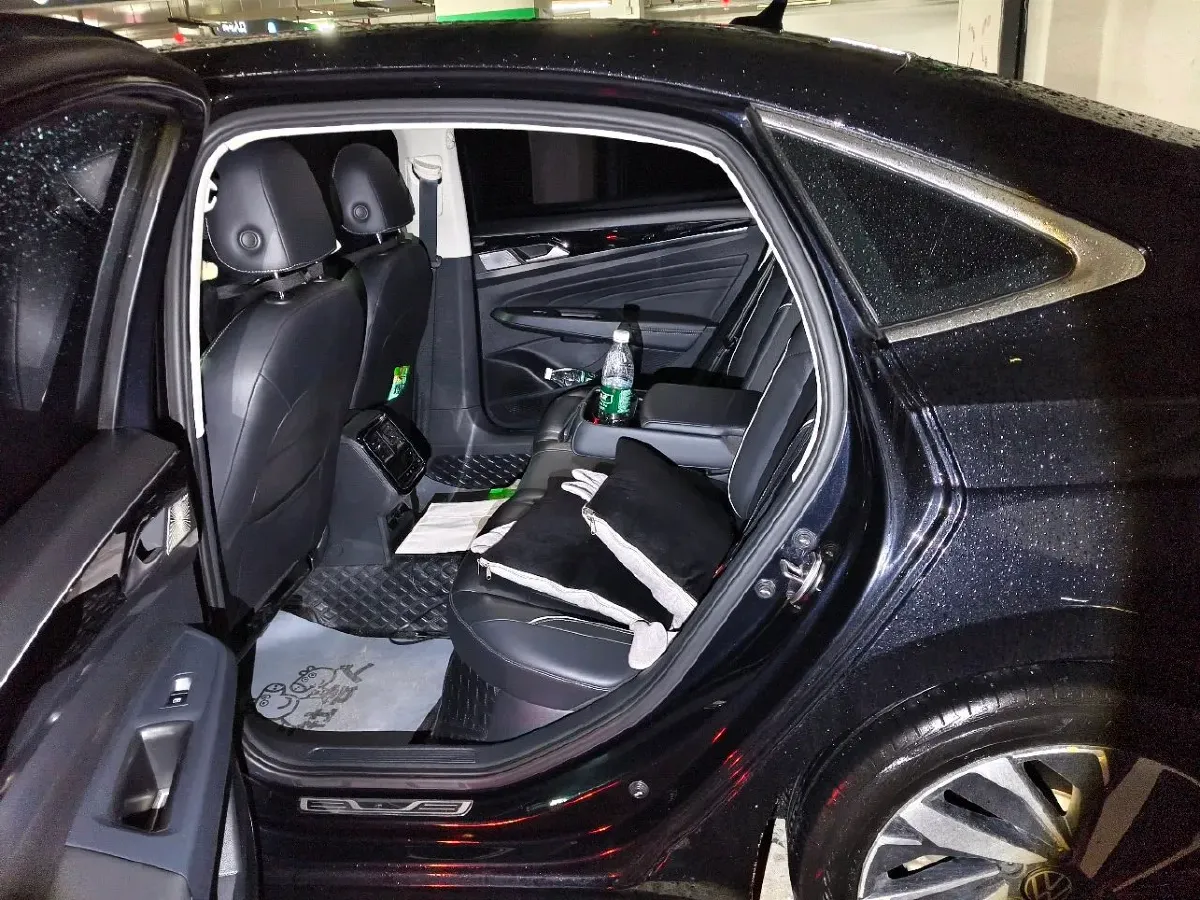 2023 Volkswagen Passat 2.0T 186HP L4 7DCT,autocango,china used car exporter,china ev exporter,chinese used car exporter,chinese used ev exporter