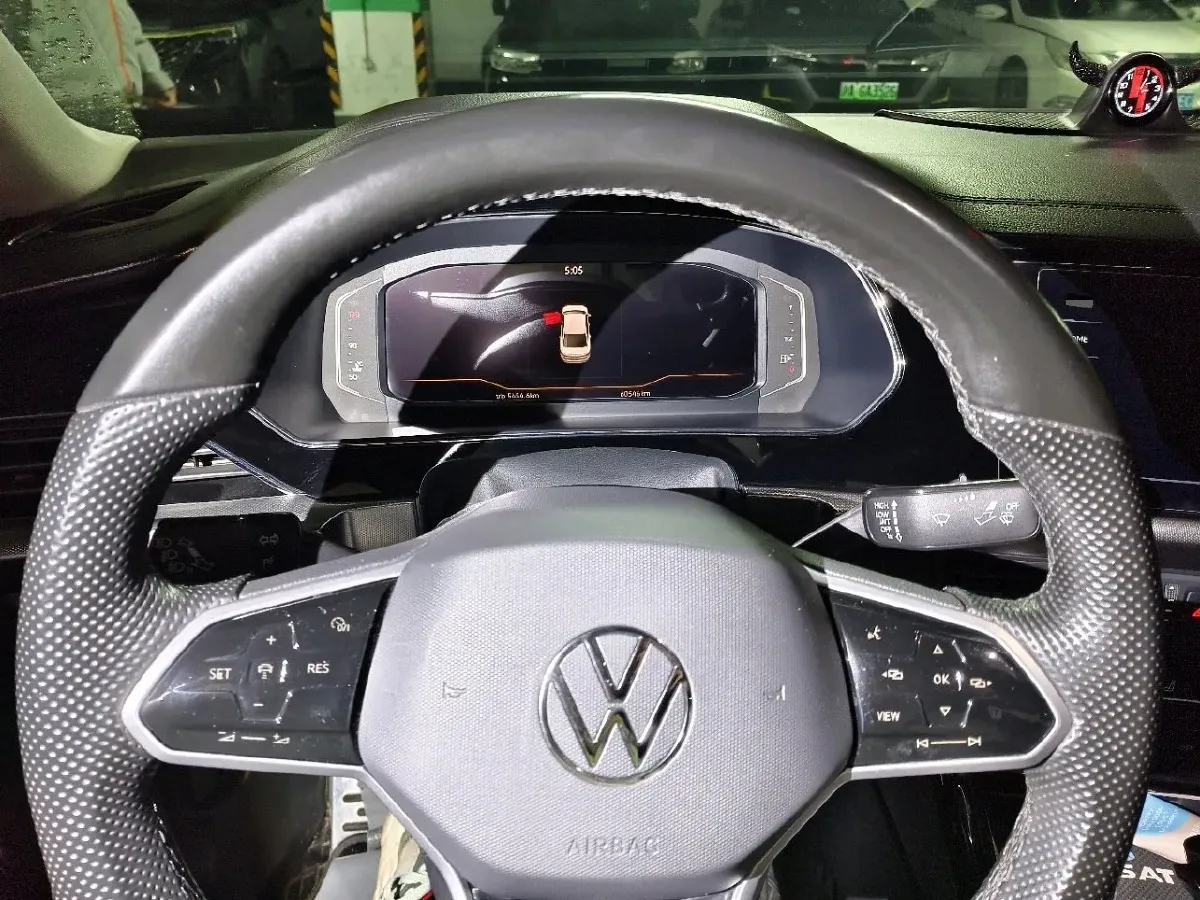 2023 Volkswagen Passat 2.0T 186HP L4 7DCT,autocango,china used car exporter,china ev exporter,chinese used car exporter,chinese used ev exporter