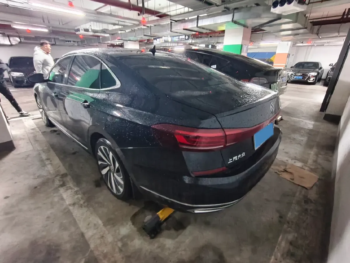 2023 Volkswagen Passat 2.0T 186HP L4 7DCT,autocango,china used car exporter,china ev exporter,chinese used car exporter,chinese used ev exporter