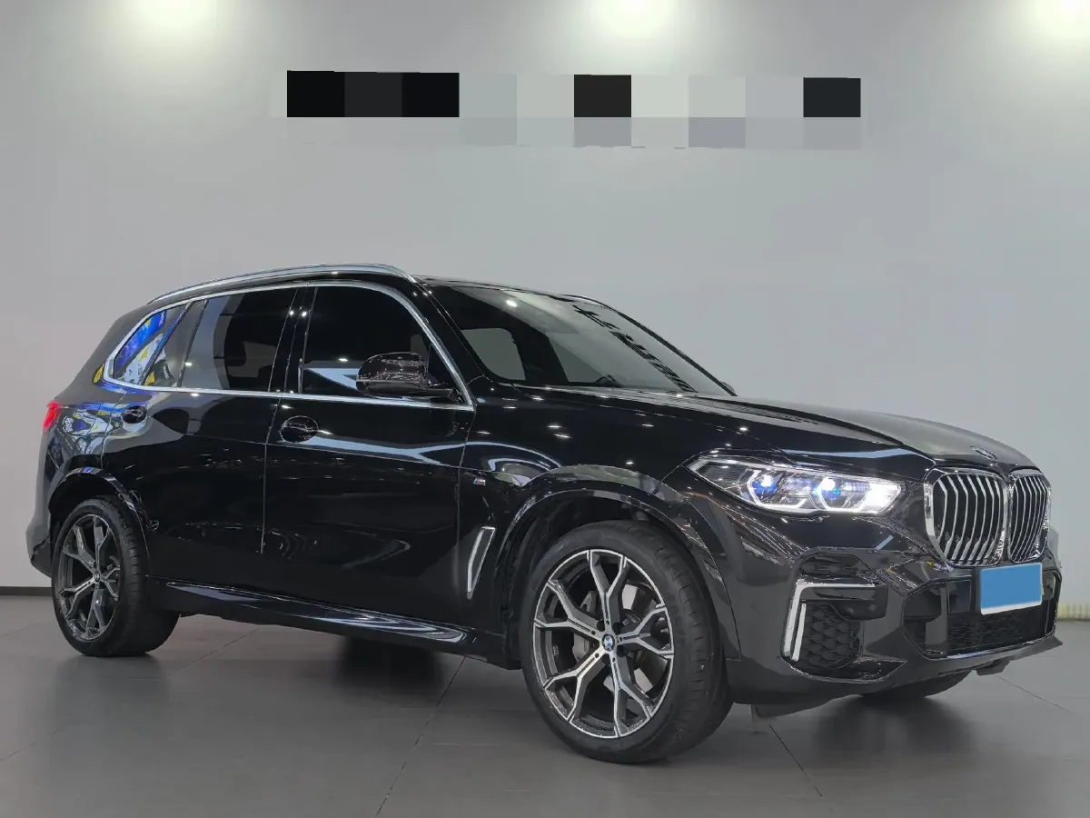 2022 BMW X5 3.0T 333HP L6 8AT,autocango,china used car exporter,china ev exporter,chinese used car exporter,chinese used ev exporter