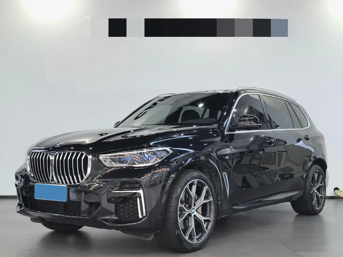 2022 BMW X5 3.0T 333HP L6 8AT,autocango,china used car exporter,china ev exporter,chinese used car exporter,chinese used ev exporter