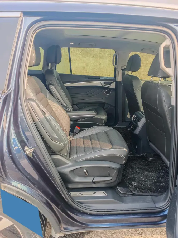 2021 Volkswagen Talagon 2.0T 186HP L4 7DCT,autocango,china used car exporter,china ev exporter,chinese used car exporter,chinese used ev exporter