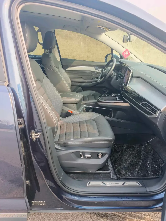 2021 Volkswagen Talagon 2.0T 186HP L4 7DCT,autocango,china used car exporter,china ev exporter,chinese used car exporter,chinese used ev exporter