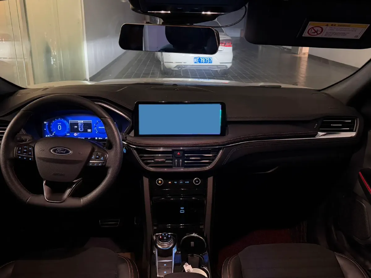 2023 Ford Escape 2.0T 248HP L4 8AT,autocango,china used car exporter,china ev exporter,chinese used car exporter,chinese used ev exporter