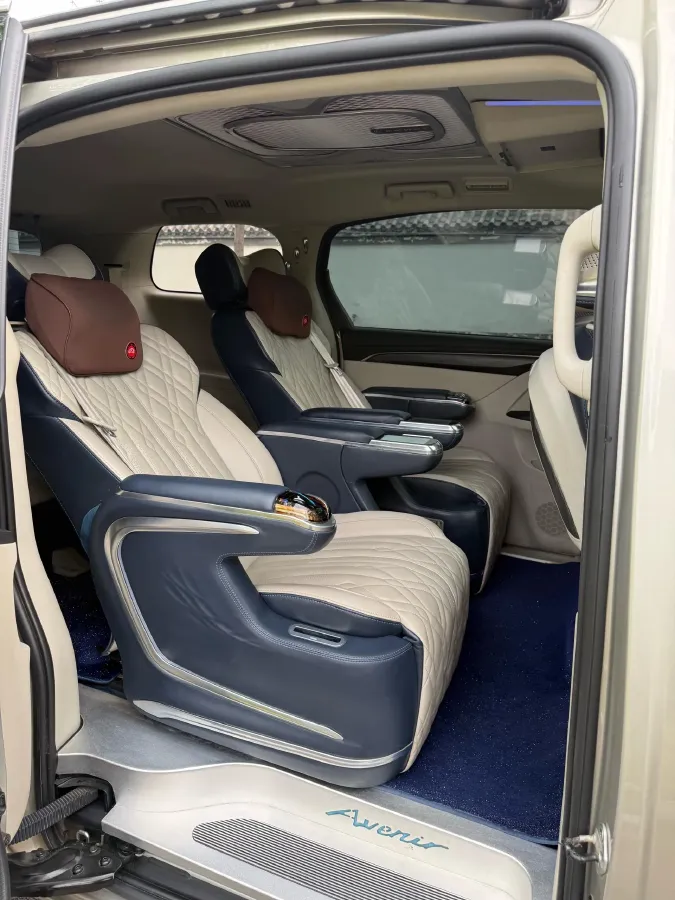 2022 Buick GL8 2.0T 237HP L4 9AT,autocango,china used car exporter,china ev exporter,chinese used car exporter,chinese used ev exporter