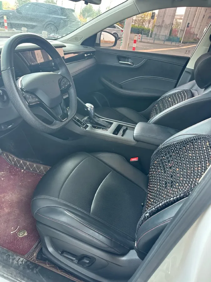 2023 Roewe i5 1.5L 129HP L4 CVT,autocango,china used car exporter,china ev exporter,chinese used car exporter,chinese used ev exporter