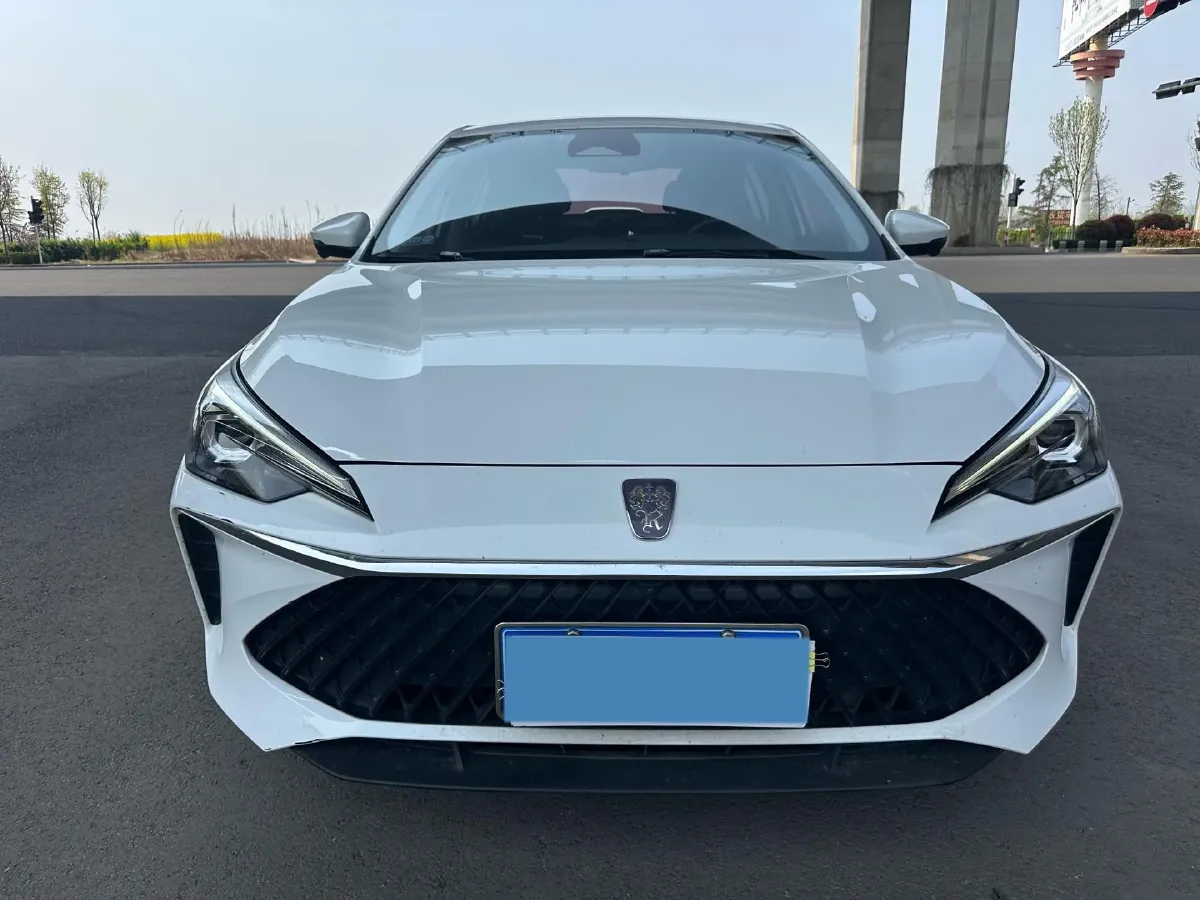 2023 Roewe i5 1.5L 129HP L4 CVT,autocango,china used car exporter,china ev exporter,chinese used car exporter,chinese used ev exporter