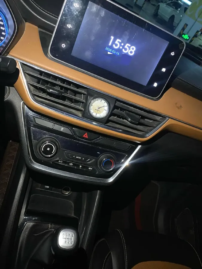 2018 WuLing HongGuang S3 1.5T 150HP L4 6MT,autocango,china used car exporter,china ev exporter,chinese used car exporter,chinese used ev exporter