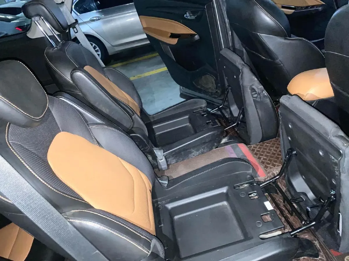 2018 WuLing HongGuang S3 1.5T 150HP L4 6MT,autocango,china used car exporter,china ev exporter,chinese used car exporter,chinese used ev exporter