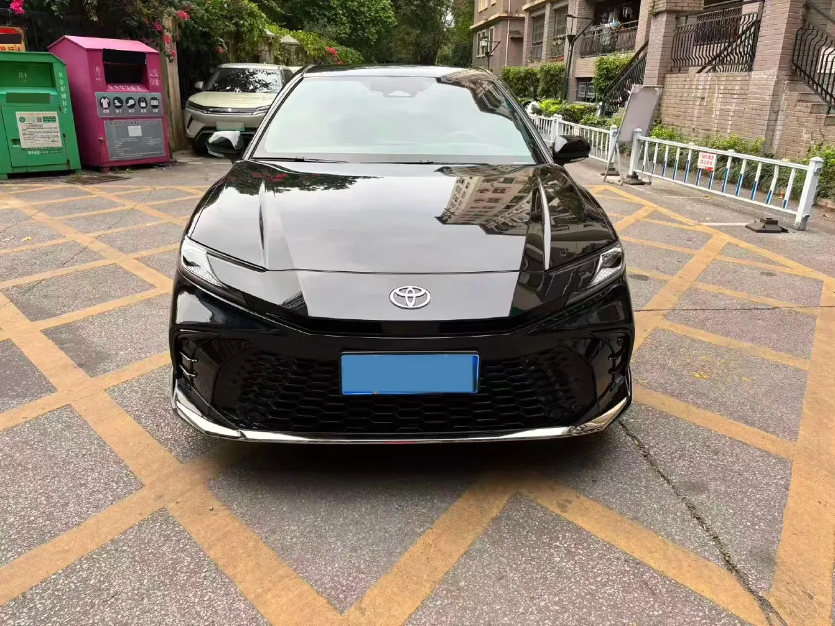 2024 Toyota Camry 2.0L 152HP L4 E-CVT Hybrid,autocango,china used car exporter,china ev exporter,chinese used car exporter,chinese used ev exporter