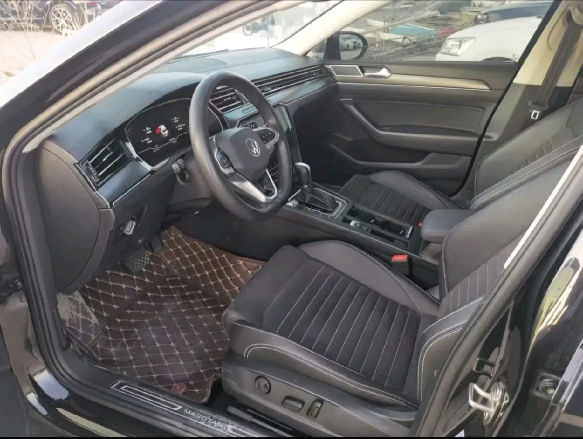 2021 Volkswagen Magotan 2.0T 186HP L4 7DCT,autocango,china used car exporter,china ev exporter,chinese used car exporter,chinese used ev exporter