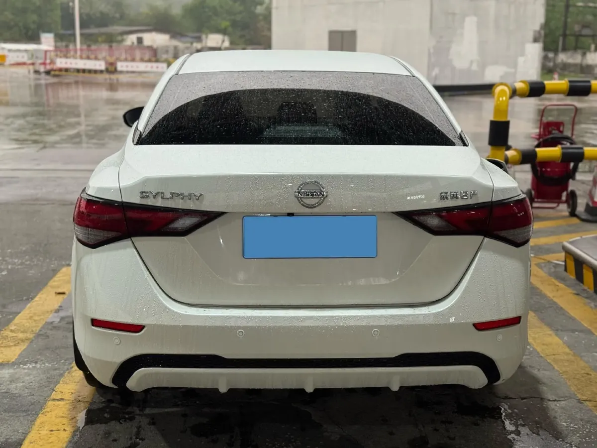 2022 Nissan Sylphy 1.6L 135HP L4 CVT,autocango,china used car exporter,china ev exporter,chinese used car exporter,chinese used ev exporter
